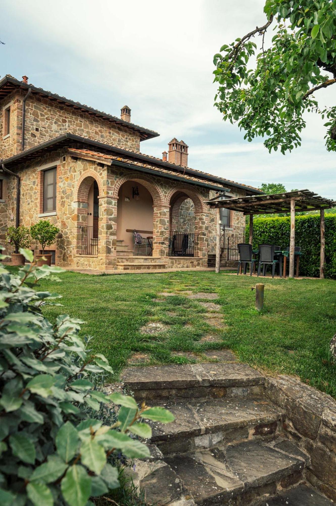 Agriturismo Casal Gheriglio Lucignano Exterior foto