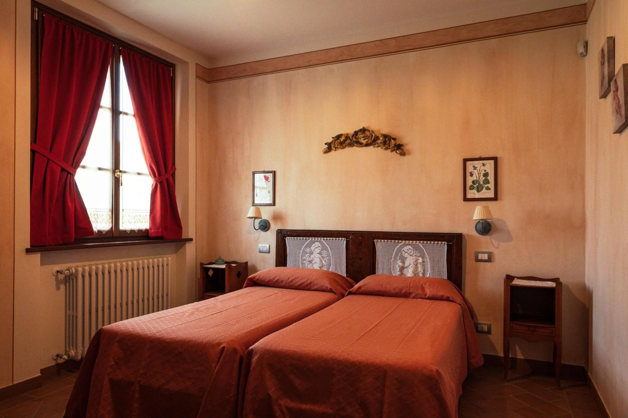 Agriturismo Casal Gheriglio Lucignano Exterior foto